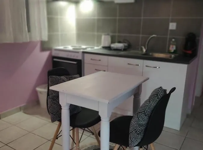 Rosegarden Holiday home Sami (Kefalonia)