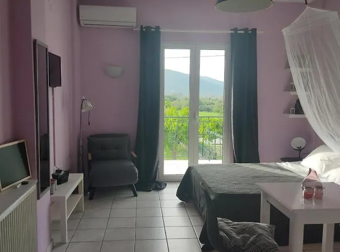 Rosegarden Holiday home Sami (Kefalonia)